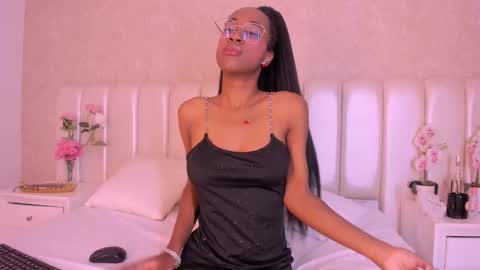   online show from February 8, 2:09 pm