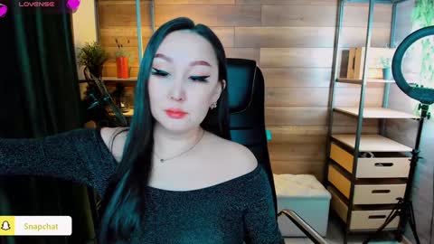 Snapshot of julianna_jamii chatting on February 8, 11:44 am Julianna online show from February 8, 11:44 am