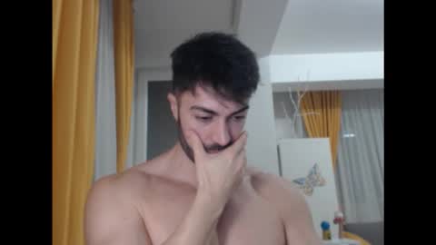 Snapshot of julianroyce chatting on November 18, 11:48 pm JulianRoyce online show from November 18, 11:48 pm