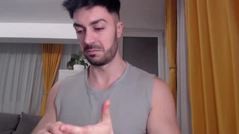 JulianRoyce online show from February 7, 11:30 pm