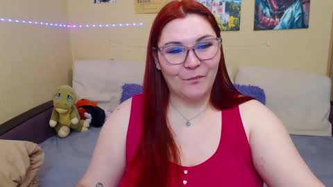 Snapshot of juliasane_ chatting on January 16, 10:32 am Jul online show from January 16, 10:32 am