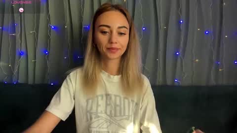 Snapshot of juliastar41 chatting on October 23, 3:06 am Yulya online show from October 23, 3:06 am