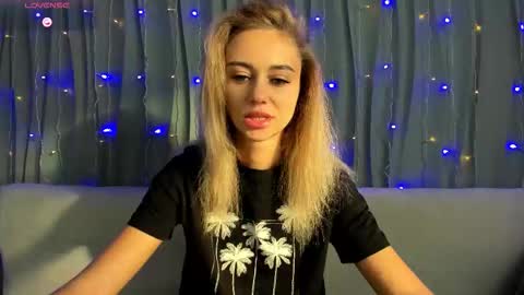 Snapshot of juliastar41 chatting on October 29, 3:09 am Yulya online show from October 29, 3:09 am