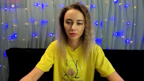 Snapshot of juliastar41 chatting on November 14, 3:16 am Yulya online show from November 14, 3:16 am