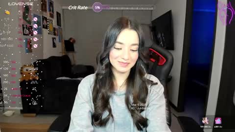 Snapshot of julidavila chatting on March 7, 1:20 am Jeimy Help me to reach 100 thumbs up online show from March 7, 1:20 am