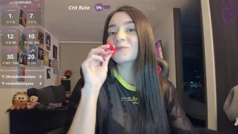 Snapshot of julidavila chatting on October 25, 2:52 am Jeimy Help me to reach 100 thumbs up online show from October 25, 2:52 am