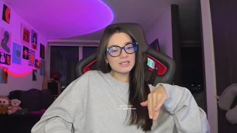 Jeimy Help me to reach 100 thumbs up online show from March 14, 1:12 am