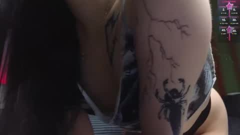 Snapshot of julidropp chatting on February 12, 5:37 pm julidropp online show from February 12, 5:37 pm