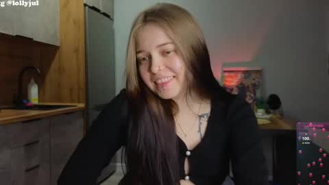 Snapshot of julidropp chatting on March 3, 7:28 pm julidropp online show from March 3, 7:28 pm