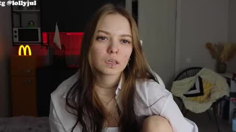 Snapshot of julidropp chatting on October 22, 5:56 pm julidropp online show from October 22, 5:56 pm