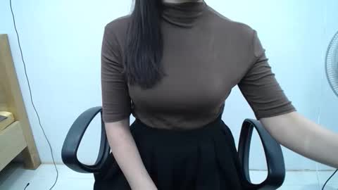 julie9x online show from May 19, 6:58 pm