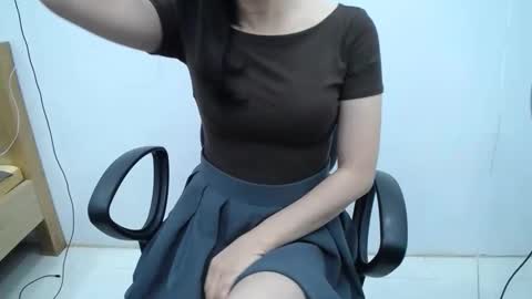 julie9x online show from May 21, 9:33 pm