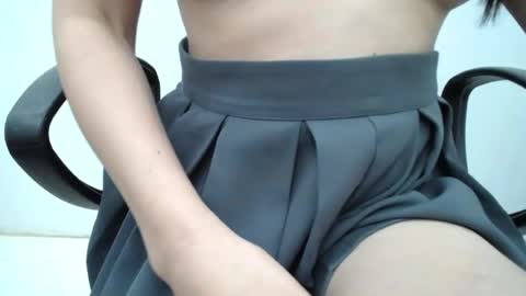 julie9x online show from July 7, 7:23 am