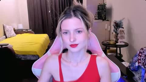 Julie online show from January 18, 3:16 pm