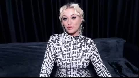 julia online show from February 13, 11:37 pm