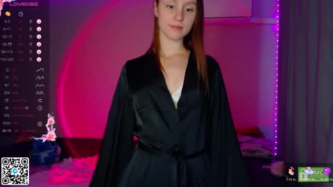 Snapshot of julieqt chatting on September 28, 1:27 pm julieqt online show from September 28, 1:27 pm