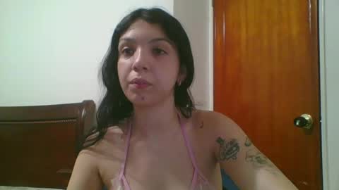 Snapshot of julieta969028 chatting on May 3, 1:22 am Nati online show from May 3, 1:22 am