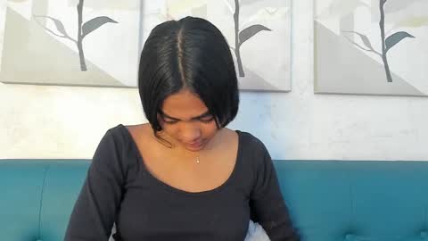 Snapshot of julieta_aguilar chatting on September 29, 7:40 pm Juli online show from September 29, 7:40 pm