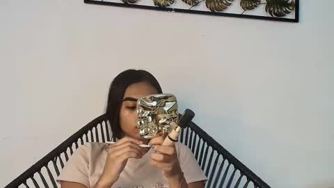 Snapshot of julieta_aguilar chatting on October 3, 7:22 pm Juli online show from October 3, 7:22 pm