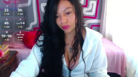 Danna online show from May 18, 12:11 pm