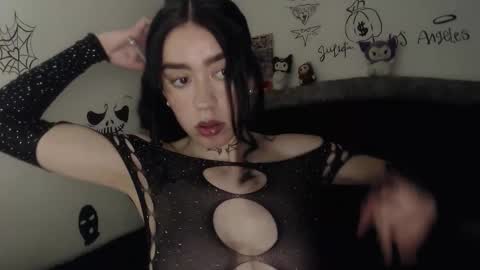 Julieta online show from January 6, 8:45 pm