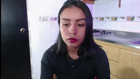 Snapshot of julieta_fn chatting on May 26, 2:57 pm julieta_fn online show from May 26, 2:57 pm