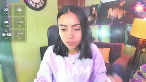 Snapshot of julieta_fn chatting on June 13, 2:26 pm julieta_fn online show from June 13, 2:26 pm