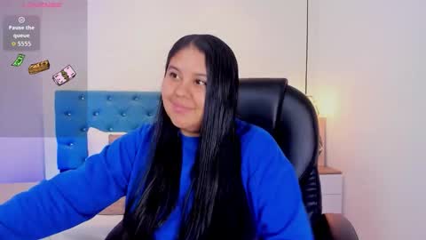 Snapshot of julieta_miller01 chatting on September 28, 11:15 am Julieta Mille online show from September 28, 11:15 am