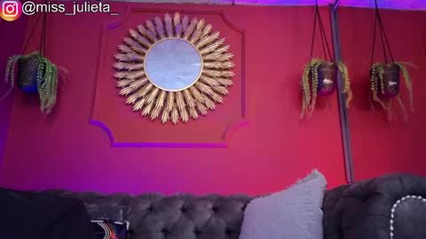  Julieta  online show from June 4, 12:00 pm