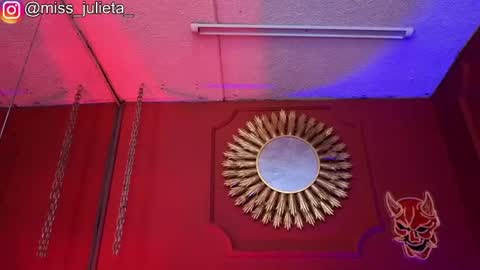  Julieta  online show from June 13, 12:36 pm