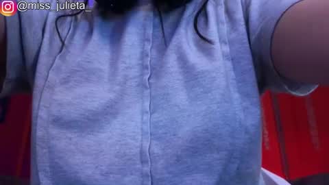  Julieta  online show from June 16, 12:41 pm