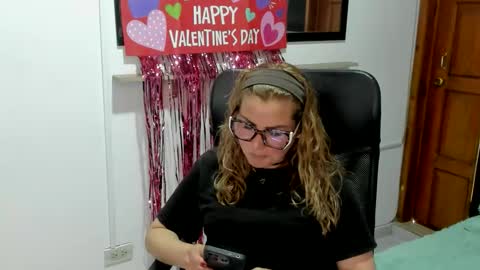 julieta_star69 online show from February 13, 7:32 pm
