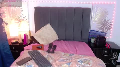 julietacollins06 online show from February 5, 5:31 pm