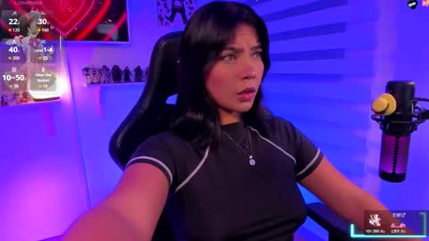 Snapshot of julietariverss chatting on November 13, 1:37 am Julieta online show from November 13, 1:37 am