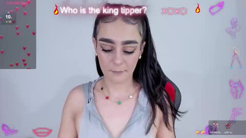 serafelle online show from February 15, 8:27 pm