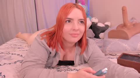 Julieta Vargas online show from December 15, 5:42 pm