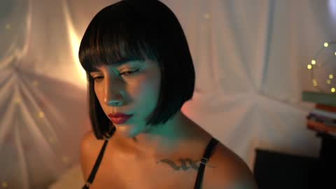 Snapshot of julietawinona chatting on January 13, 10:13 pm julietawinona online show from January 13, 10:13 pm