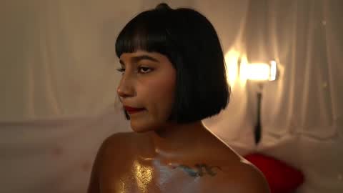 Snapshot of julietawinona chatting on March 9, 11:46 pm julietawinona online show from March 9, 11:46 pm