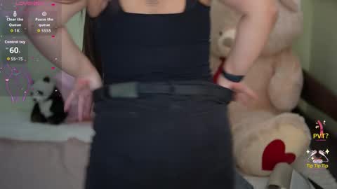 Snapshot of julietdream chatting on October 13, 1:00 pm J U L I E T online show from October 13, 1:00 pm