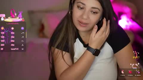 Snapshot of julietdream chatting on November 4, 2:27 pm J U L I E T online show from November 4, 2:27 pm