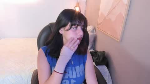 Snapshot of julieth_brown_ chatting on October 13, 7:36 pm Julieth  online show from October 13, 7:36 pm