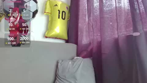 juliethamarquezz online show from June 30, 5:58 pm