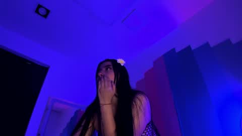   online show from July 13, 7:49 pm