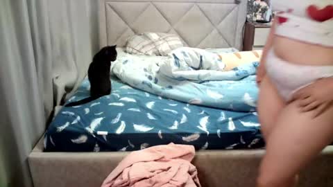 Julietkitty online show from June 29, 5:46 am