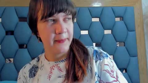 juliette_pretty_ online show from September 12, 7:14 pm