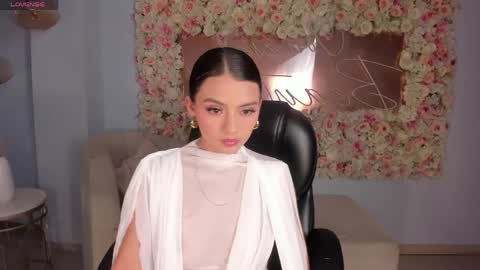 Juliette Moreau online show from April 23, 7:38 pm