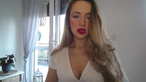 JulietteSensual online show from September 9, 3:11 pm