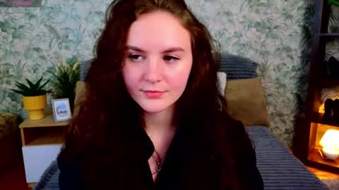 Julia online show from November 25, 5:13 pm