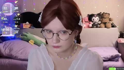 julifisher online show from May 5, 3:47 am