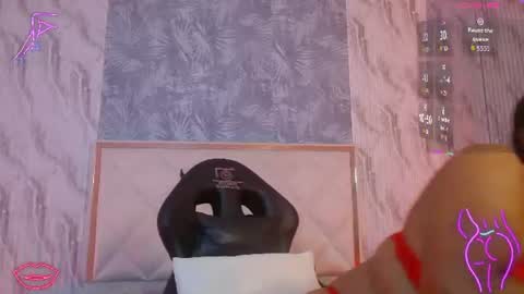 Snapshot of juliieta_tay chatting on June 11, 3:26 am juliieta_tay online show from June 11, 3:26 am